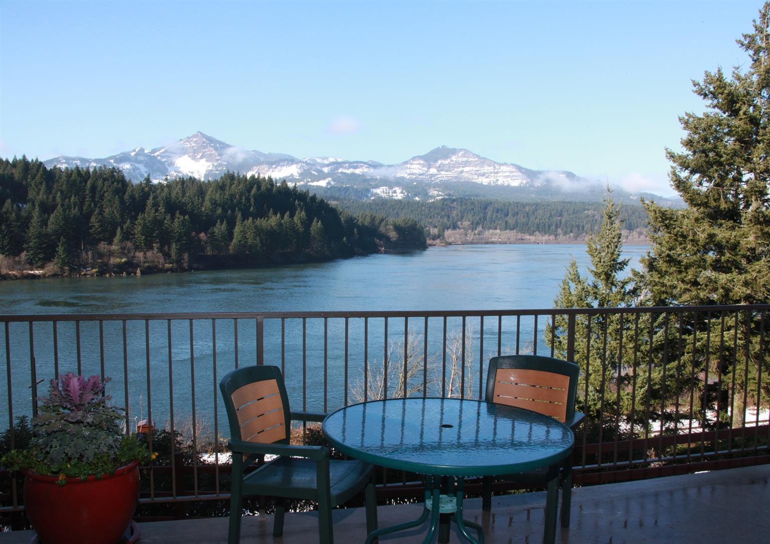 Best Western Plus Columbia River Inn Cascade Locks Bagian luar foto